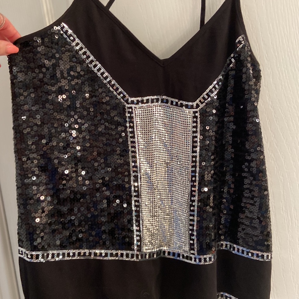 ⭐️NWT Express Tank Top⭐️ - Picture 2 of 9